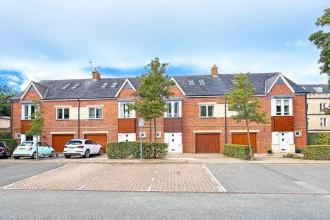 Oxford Terrace, Harrogate, HG1
