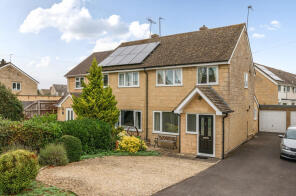 32, Bushey Row, Bampton OX18 2JU