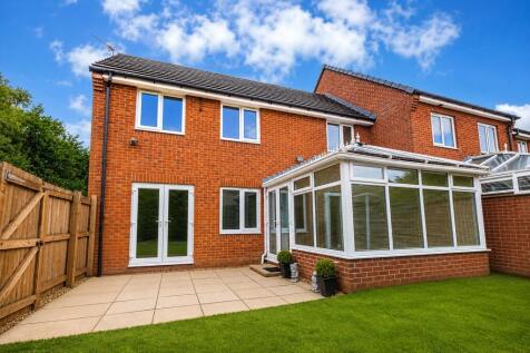 The Fairways, Royton, Oldham, Greater Manchester, OL2