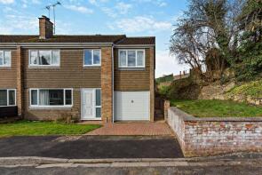 8, Quarry Close, Stratton GL7 2JN