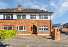 38, Cannon Lane, Pinner HA5 1HL