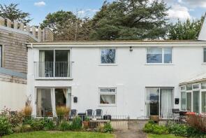 Flat 10, Farnham House, Stile Lane, Lyme Regis DT7 3JD