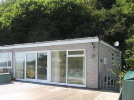 82 Hillside Villas, Millendreath Holiday Village, Millendreath PL13 1PF