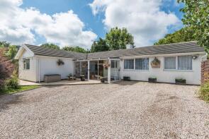 Chyreen, New Road, Higher Downs, Penzance TR20 9EA