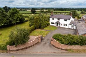 Eaton Villa, Hoofield Lane, Huxley, Chester CH3 9BR