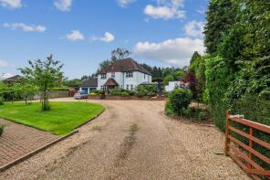 High Gables, Redhall Lane, Rickmansworth WD3 4LX
