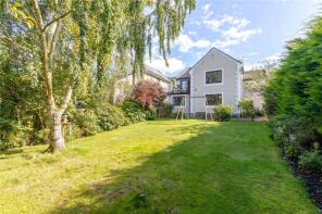 11, Bellfield Crescent, Peebles EH45 8RQ