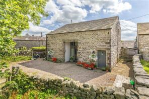 Maison Denchere, Back Green, Long Preston, Skipton BD23 4NX