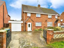 61, Toms Town Lane, Studley B80 7QP