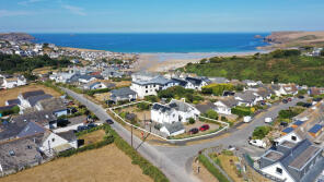 The Headland, Trenant Close, Polzeath, Wadebridge PL27 6SW