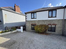 Flat 1, Greenfields, St Georges Hill, Perranporth TR6 0DZ