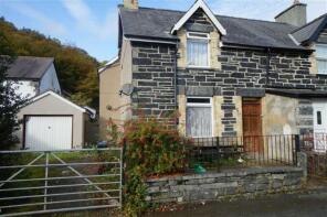 8 Blaenddol, Rhes Dolydd, Pentre Du, Betws-y-coed LL24 0BU