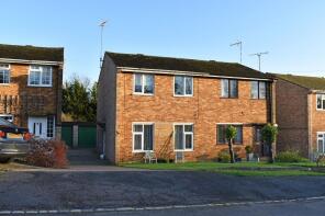 26, Meadow Rise, Towcester NN12 8AP