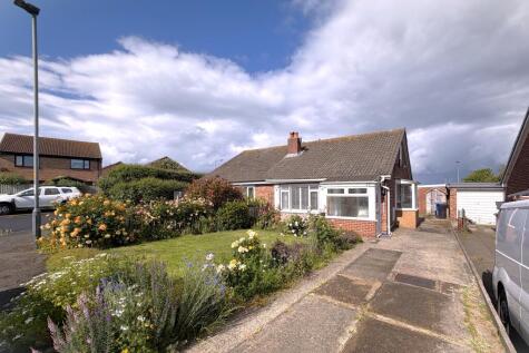 22 Heworth Drive, Whitby, North Yorkshie YO21 3UA