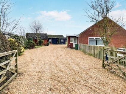 Methwold Road, Northwold