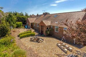 The Bungalow, Clapham Common, Worthing BN13 3UR