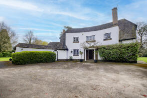 Wychdene, Stoneleigh Road, Blackdown, Leamington Spa CV32 6QR