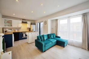 40, Bell House, Hirst Crescent, Wembley HA9 7HE