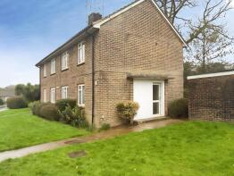 Flat B, Gaggle Wood, Horsham RH13 6JR