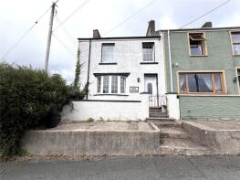 Hill House, Beach Road, Llanreath, Pembroke Dock SA72 6TP