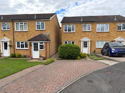 Oaktree Way, Hailsham, East Sussex, BN27