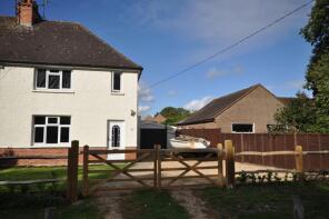 6, Crossways Cottages, Guildford Road, Alfold, Cranleigh GU6 8HF