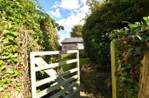 Iden, Morlais Place, Winchelsea TN36 4LG