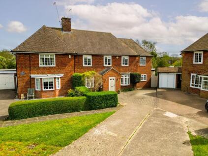 Middle Road, Aylesbury, HP21