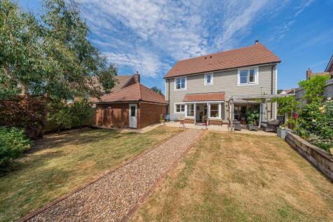 Rocky Drive, Haywards Heath, RH16