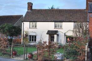 Sunnyside Cottage, Foxham East C111 To Entrance Of Stockham Marsh Farm, Chippenham SN15 4NH
