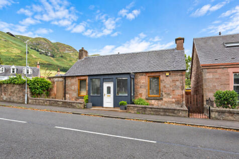 Ochil Street, Tillicoultry, FK13