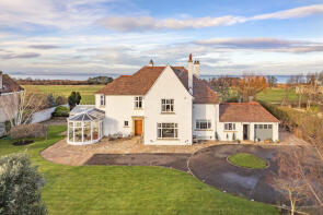 Clashfarquhar, Kings Road, Longniddry EH32 0NN