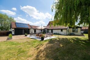 Winferling Barn, Mile Road, Diss IP22 2EZ