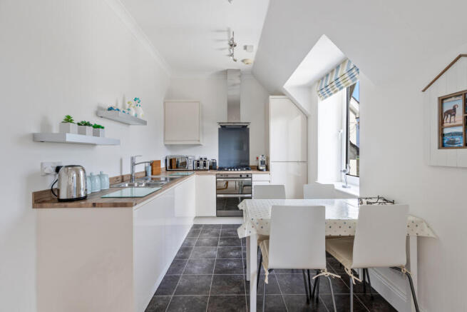 Kitchen/Dining