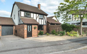 31, Grasmere, Melksham SN12 6FQ