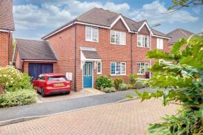 16, Orchard Grange, Hailsham BN27 3PA