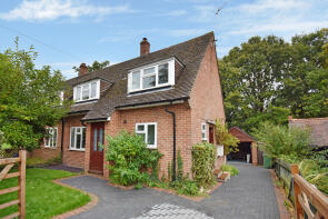 10, Beechfield, Frilsham, Thatcham RG18 9XF