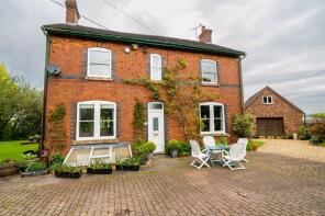 Lime Tree House, Clewlows Bank, Stoke-on-trent ST9 9LP