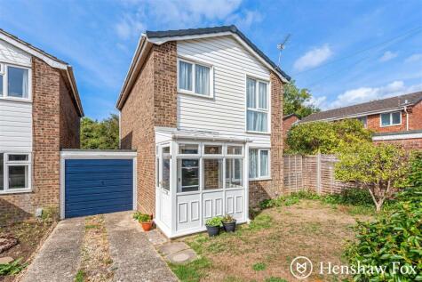Mead Close, Halterworth, Romsey, Hampshire