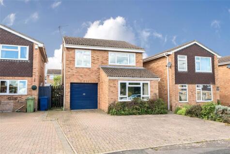 Lasne Crescent, Brockworth, Gloucester, Gloucestershire, GL3
