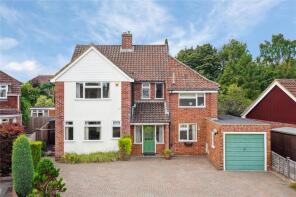 16, Beverley Gardens, Reading RG10 8ED