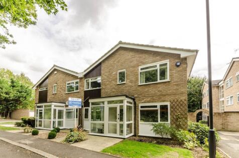 St Cuthberts Gardens, Hatch End, Pinner, HA5