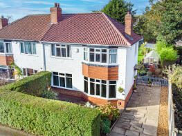 6, Nunroyd Grove, Moor Allerton, Leeds LS17 6PW
