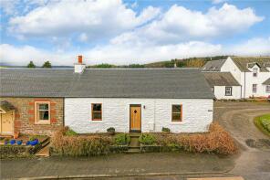 Clachaig, Main Street, Stirling FK8 3RJ