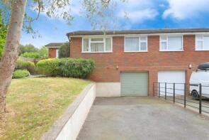 17, Orchard Close, Bliss Gate, Kidderminster DY14 9XZ