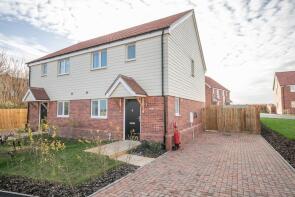 23, Spalding Way, Chelmondiston IP9 1FL