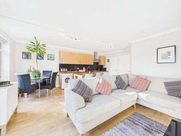 OPEN PLAN LIVING ROOM