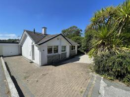 17, Springfield Park, Falmouth TR11 5SJ