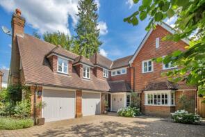 The Ingle, School Lane, Plaxtol, Sevenoaks TN15 0QD