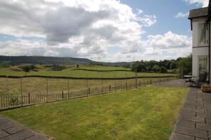 6, The Chase, Bowland Bridge, Grange-over-sands LA11 6NN